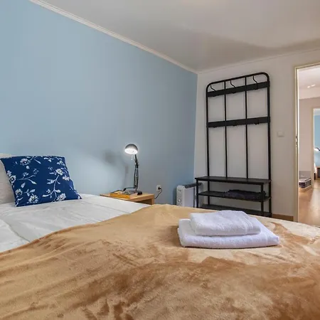 Apartman 3 Bedroom Near Av. Liberdade