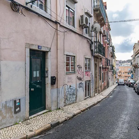3 Bedroom Near Av. Liberdade Lägenhet *